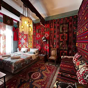 Zerta Old Тбилиси